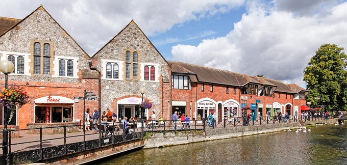 Property actively managing retail_UK property PAIF_Jan 2020 _The Maltings Salisbury