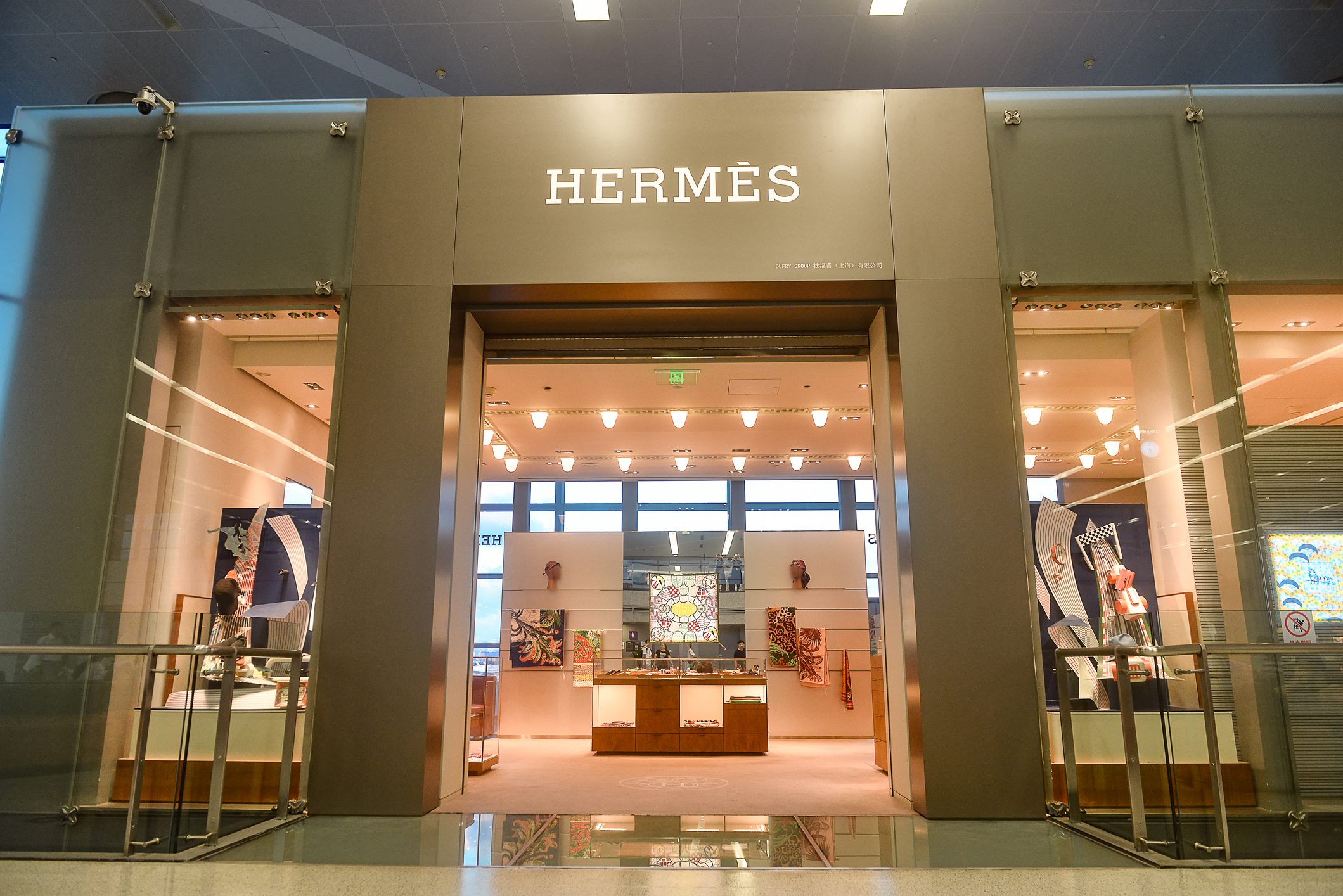 Sample Sale Alert: Score Hermes For Much Less
